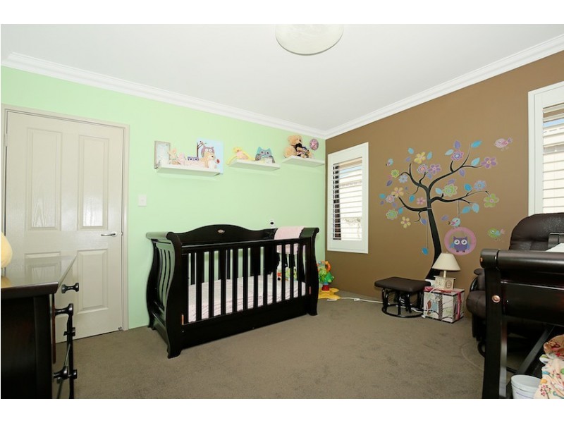 15 Maddox Vista, Lakelands WA 6180