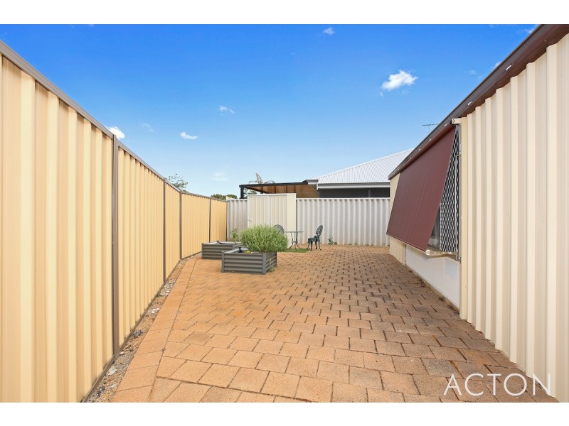 1/5 Kanya Place, Coodanup WA 6210