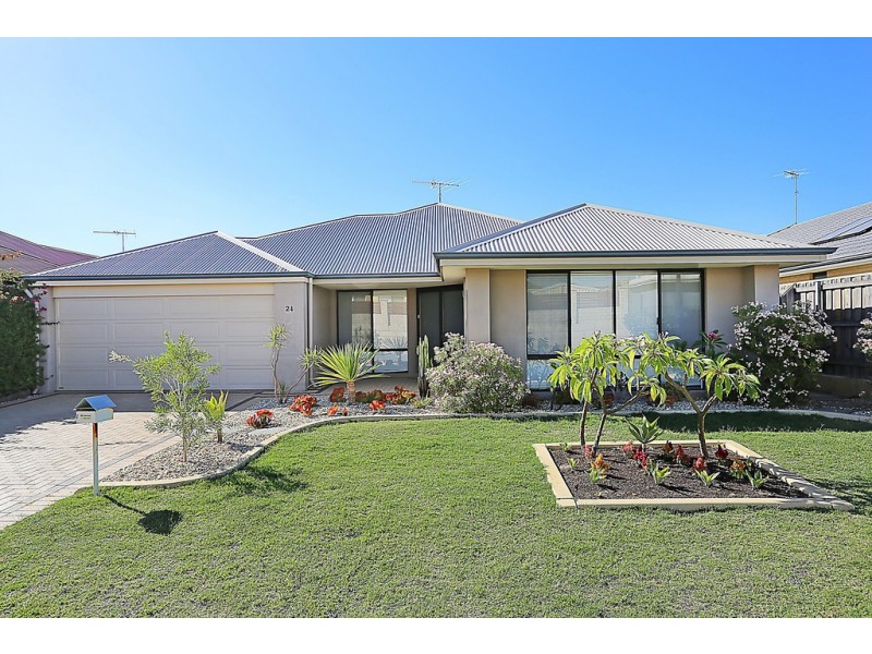 24 Adriana Way, Halls Head WA 6210