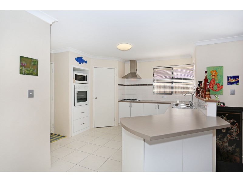 24 Adriana Way, Halls Head WA 6210