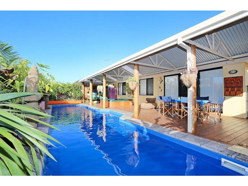 24 Adriana Way, Halls Head WA 6210