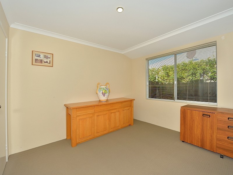 13 Onslow Court, Erskine WA 6210