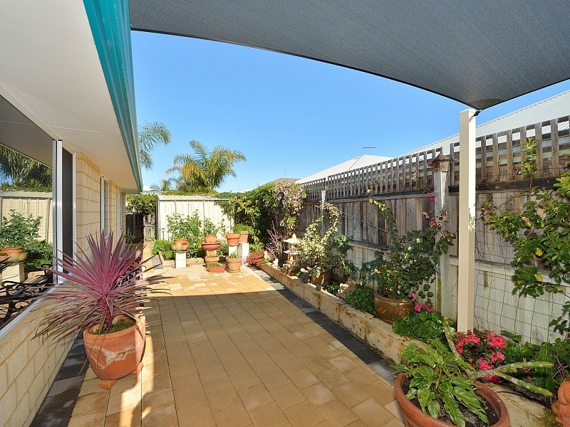 13 Onslow Court, Erskine WA 6210