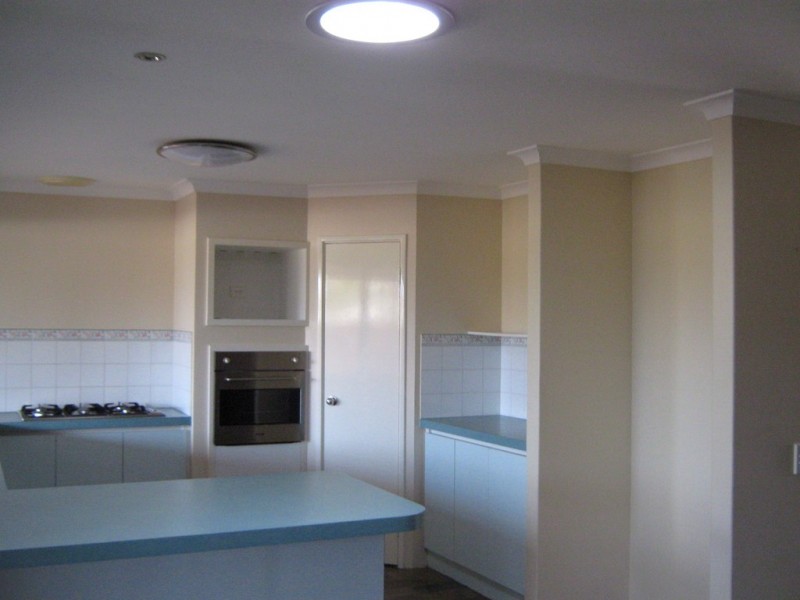 10 Norwich Close, Greenfields WA 6210