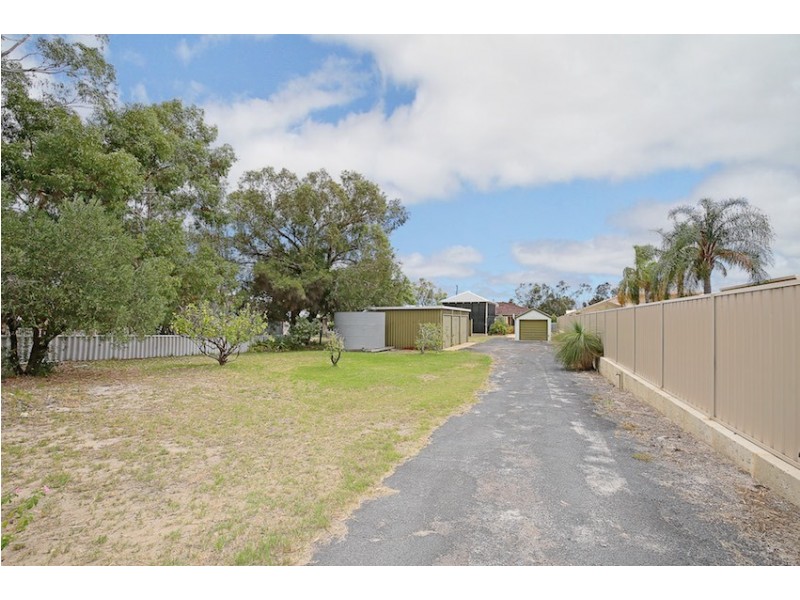 19 Banksia Terrace, South Yunderup WA 6208