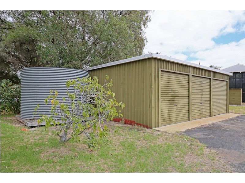 19 Banksia Terrace, South Yunderup WA 6208