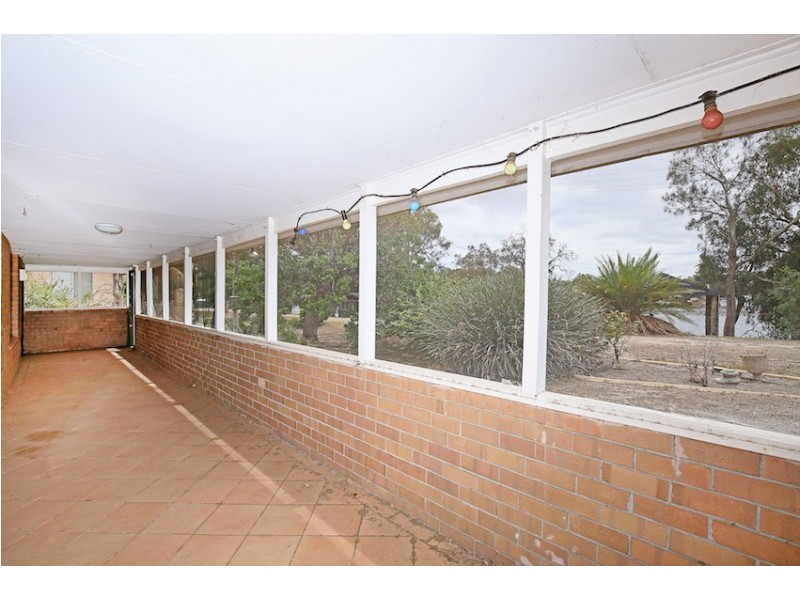 19 Banksia Terrace, South Yunderup WA 6208