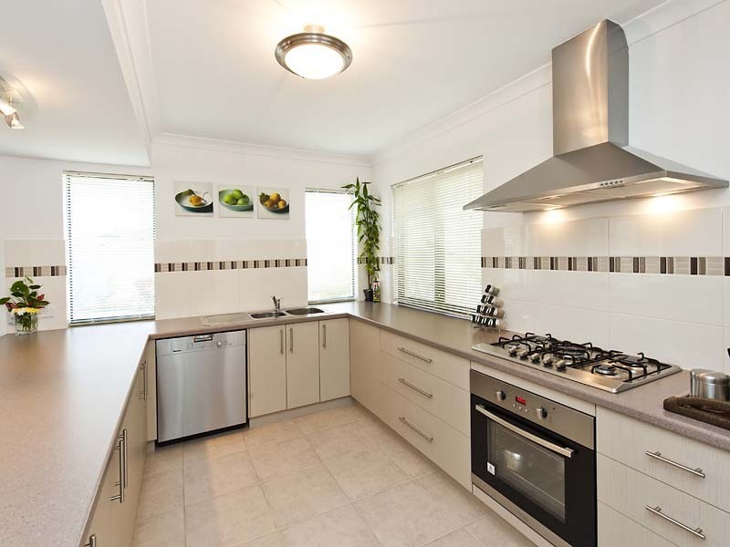 7 Yilberra Drive, Falcon WA 6210