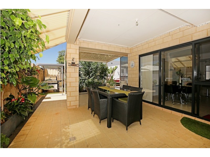 7 Yilberra Drive, Falcon WA 6210