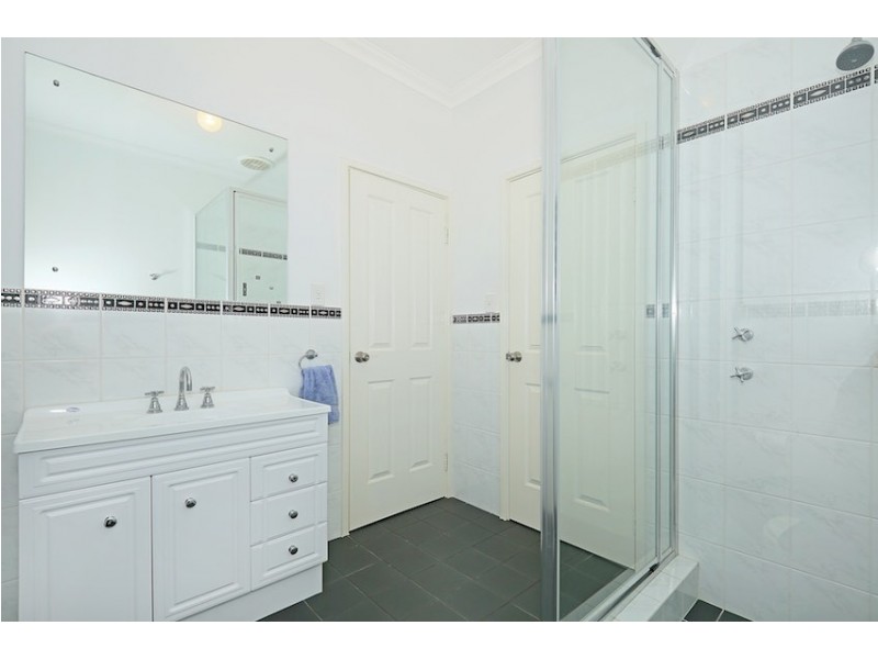 8 Asper Way, Halls Head WA 6210