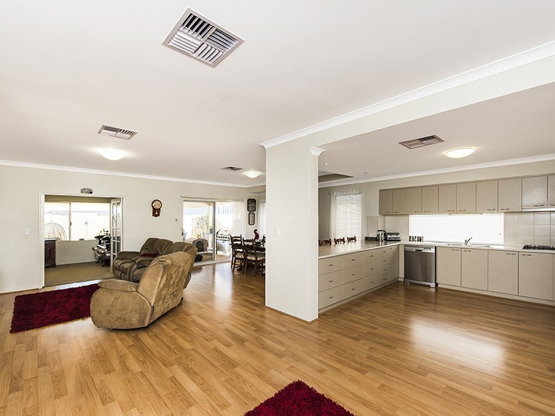 41 Nancarrow Way, Ravenswood WA 6208