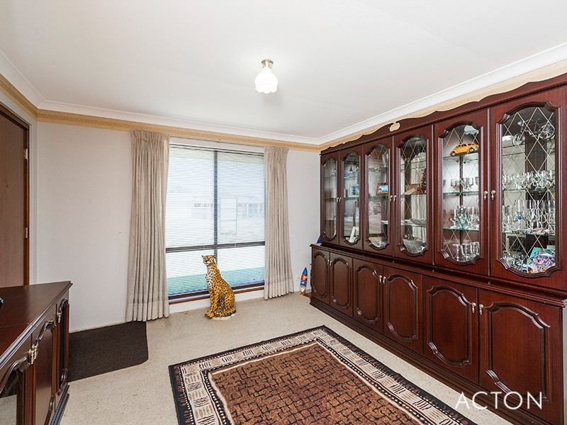 4 Linley Road, Wannanup WA 6210