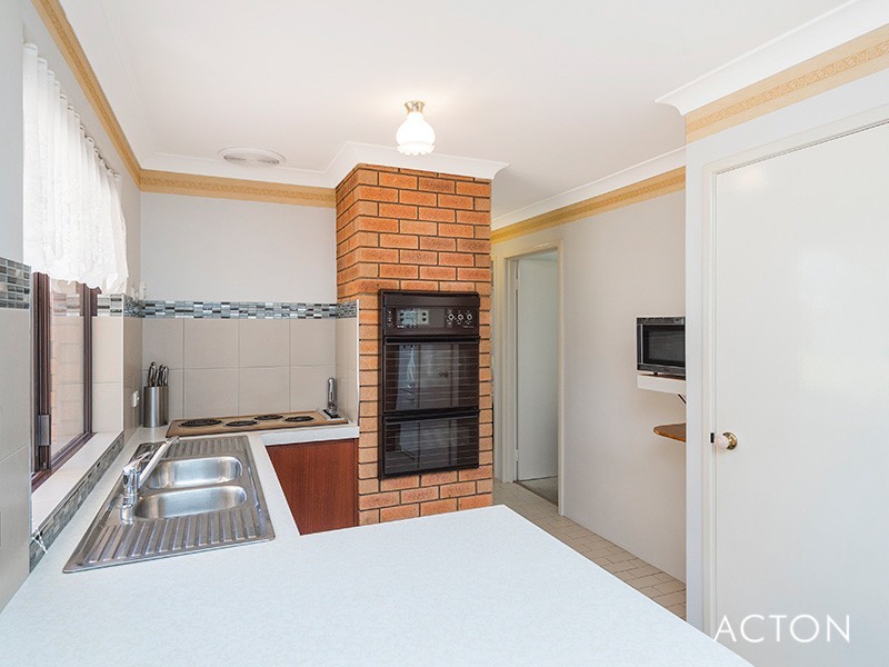 4 Linley Road, Wannanup WA 6210