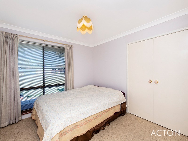 4 Linley Road, Wannanup WA 6210