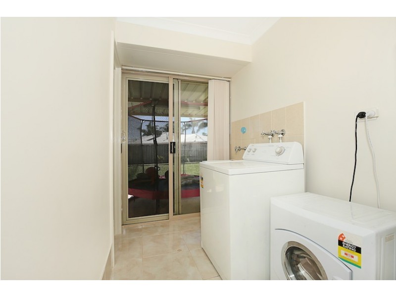 6 Oakmont Avenue, Meadow Springs WA 6210