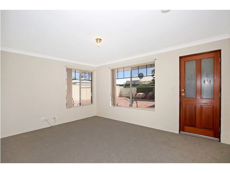 Unit 2, 2 Hobley Street, Mandurah WA 6210