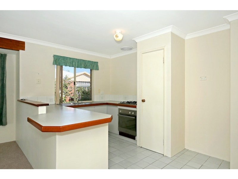 Unit 2, 2 Hobley Street, Mandurah WA 6210