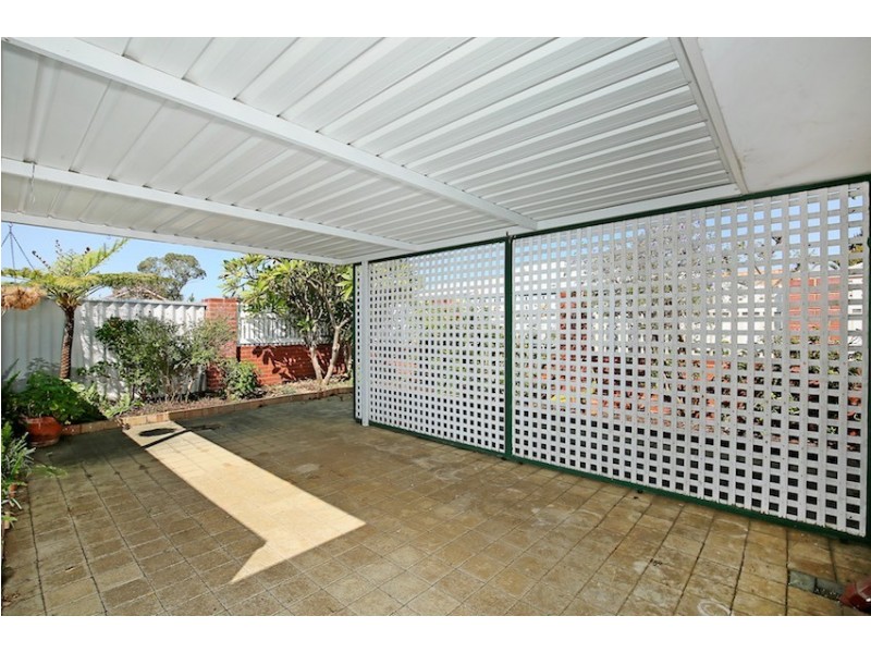 Unit 2, 2 Hobley Street, Mandurah WA 6210