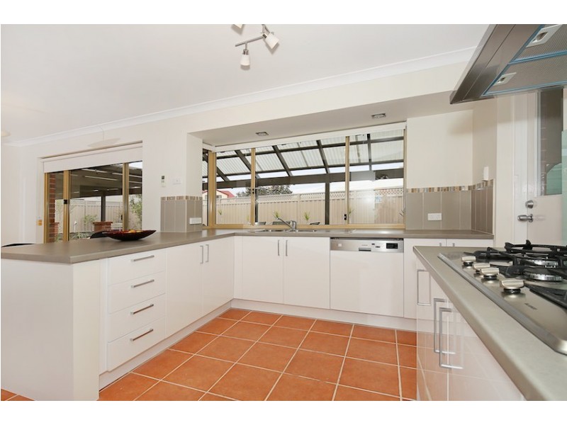 3 Cuvier Place, San Remo WA 6210