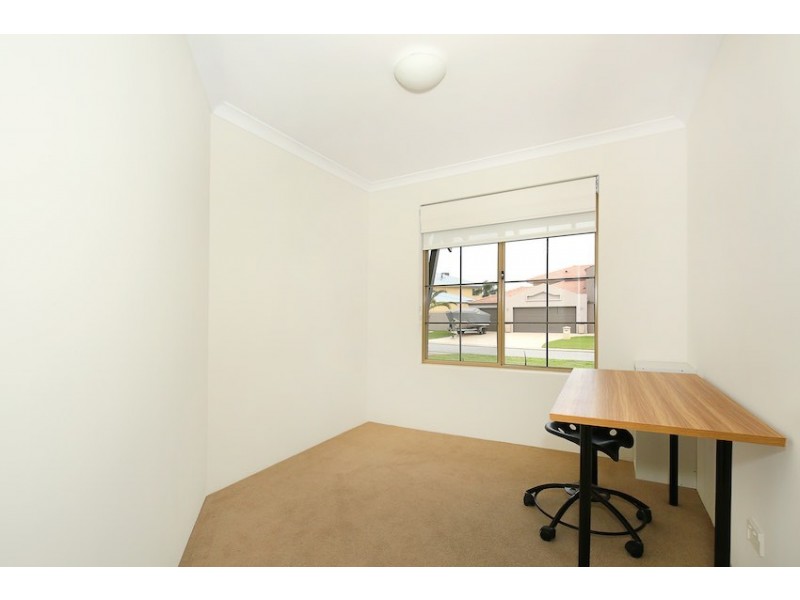 3 Cuvier Place, San Remo WA 6210