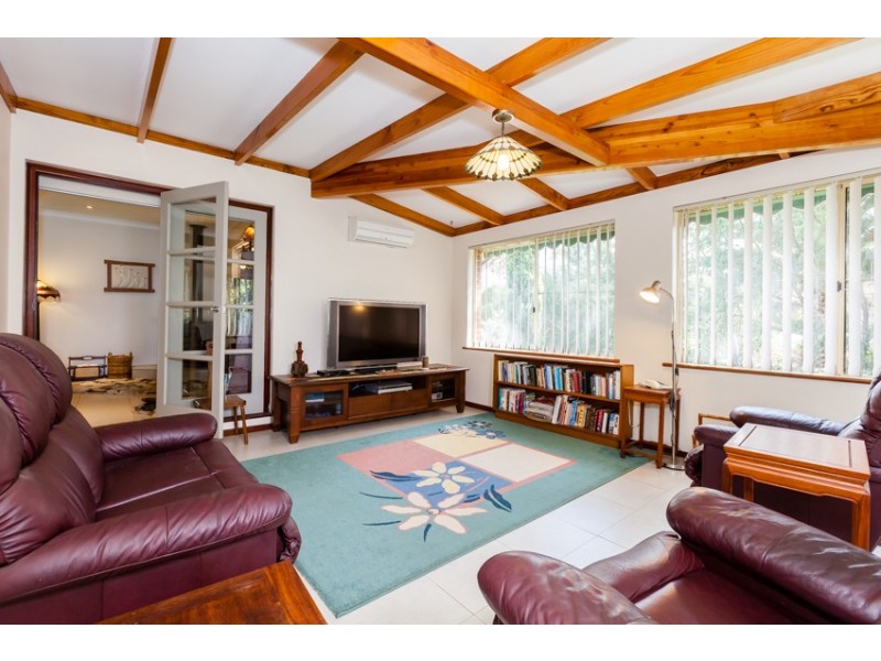 27 Nutbush Avenue, Falcon WA 6210