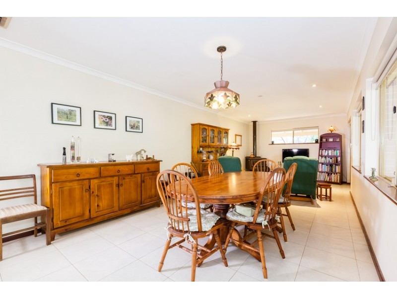 27 Nutbush Avenue, Falcon WA 6210