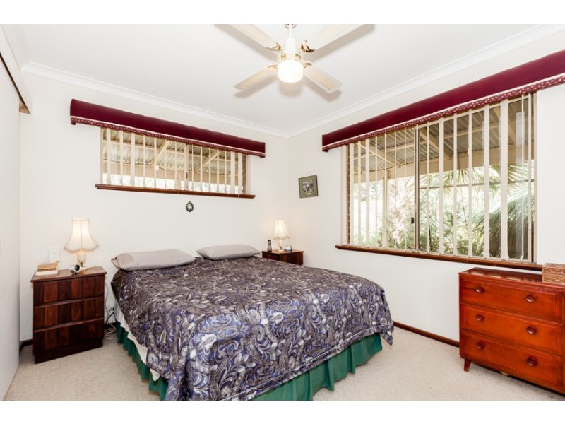 27 Nutbush Avenue, Falcon WA 6210