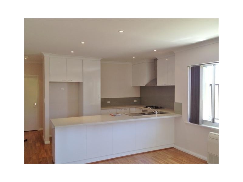 28 Kardan Loop, Falcon WA 6210