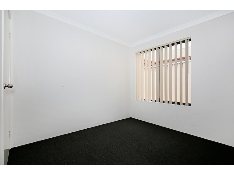 1B Hobley Street, Mandurah WA 6210