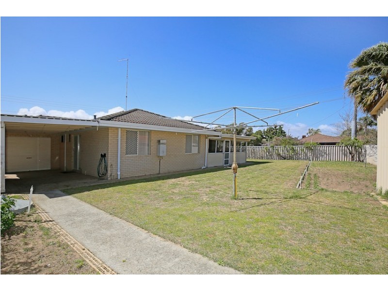 58 Mississippi Drive, Greenfields WA 6210