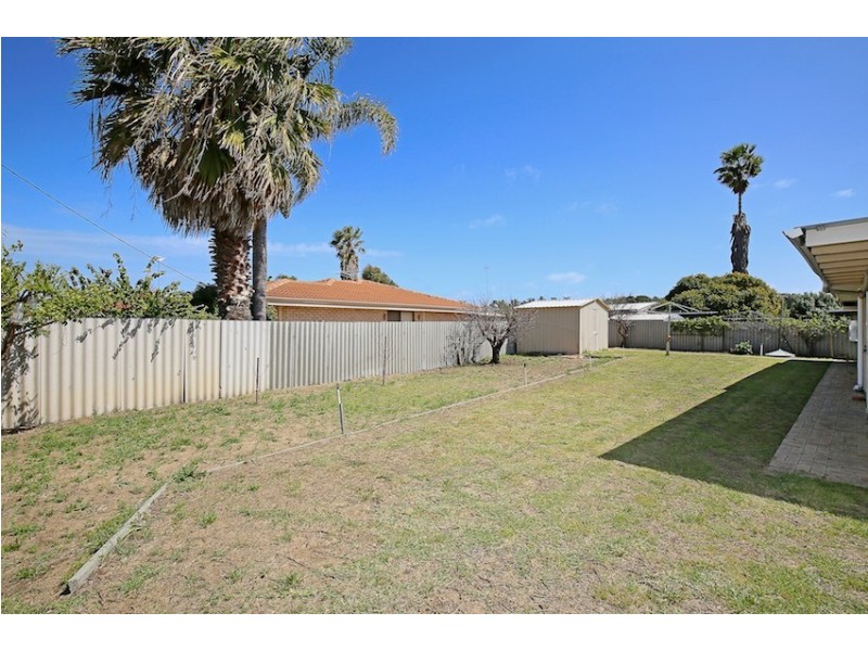58 Mississippi Drive, Greenfields WA 6210