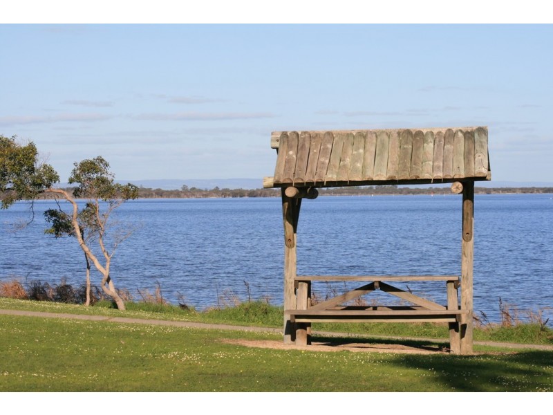 141 Darwin Terrace, Dudley Park WA 6210