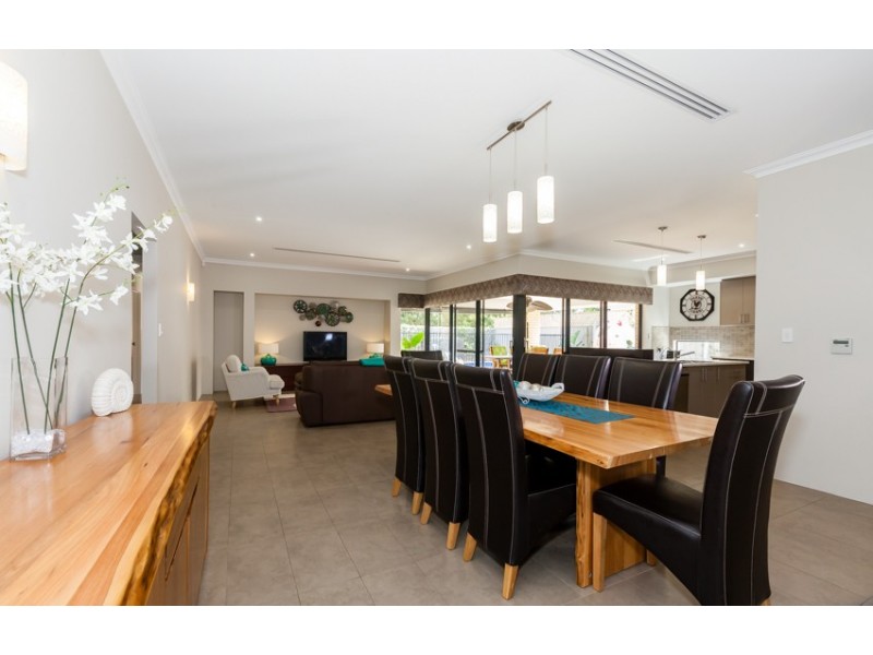 84 Flinders Street, Falcon WA 6210