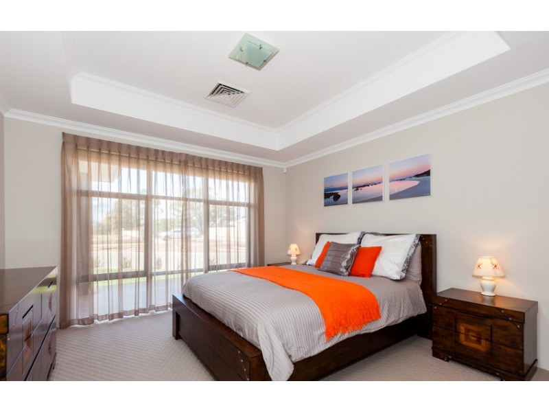 84 Flinders Street, Falcon WA 6210