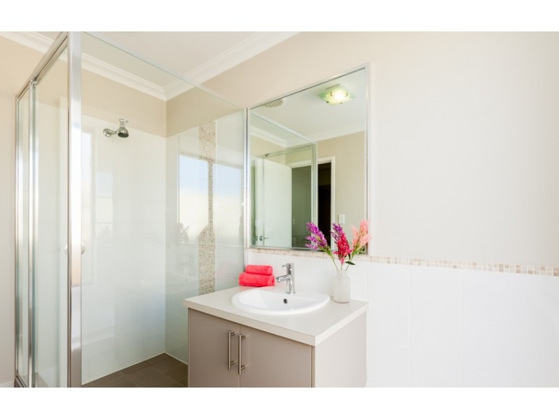 84 Flinders Street, Falcon WA 6210