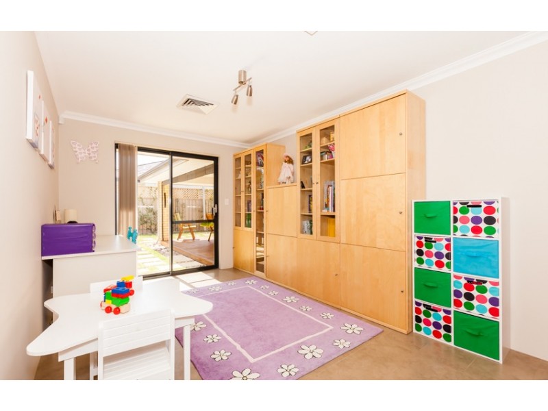 84 Flinders Street, Falcon WA 6210