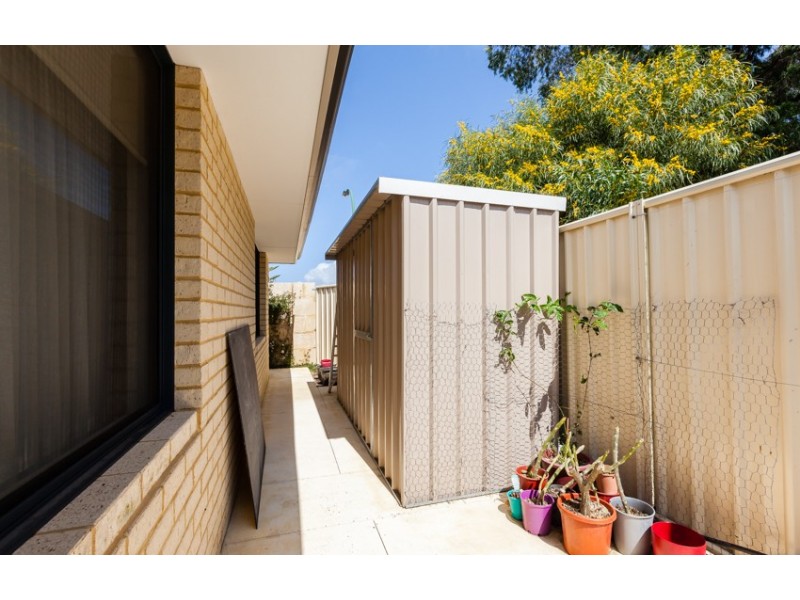 84 Flinders Street, Falcon WA 6210