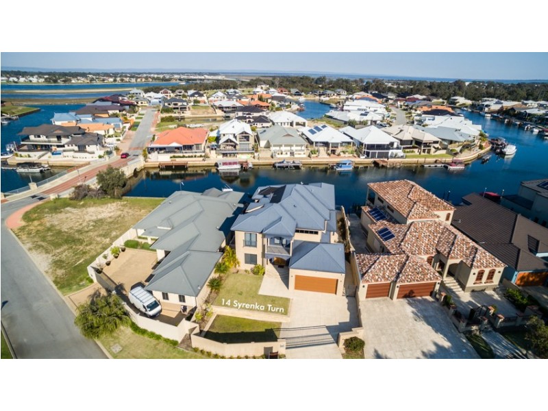 14 Syrenka Turn, Halls Head WA 6210