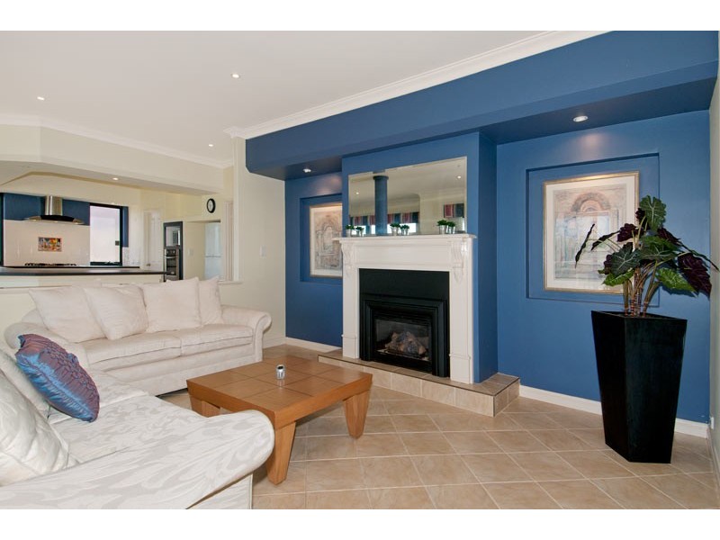 11 Sandy Cove, Halls Head WA 6210