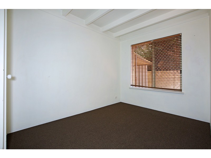 4B Magnolia Rise, Halls Head WA 6210