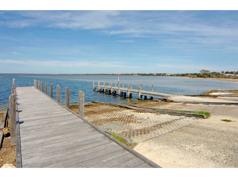 43 Governor Drive, Falcon WA 6210