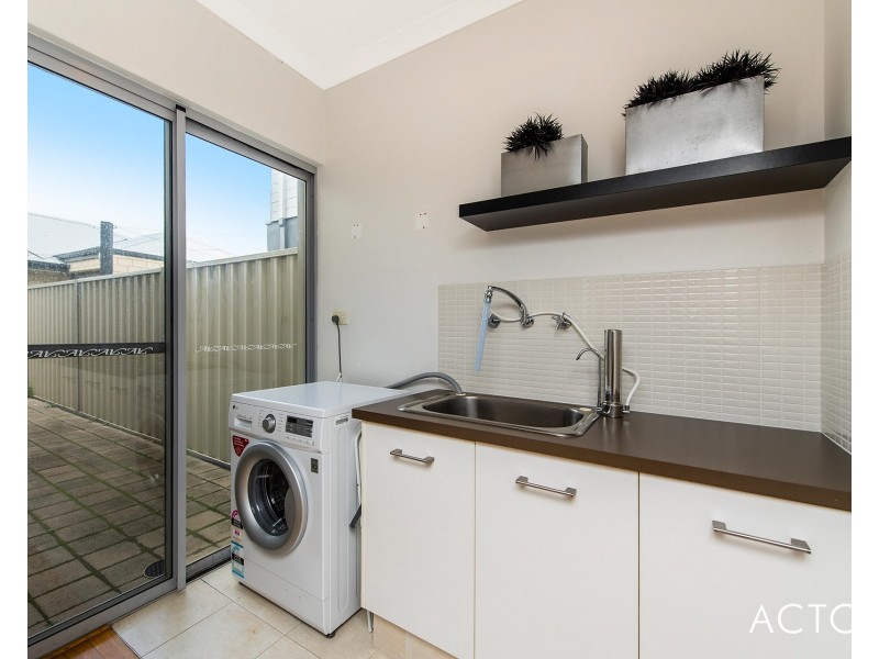 21 Gold Ridge, Wannanup WA 6210