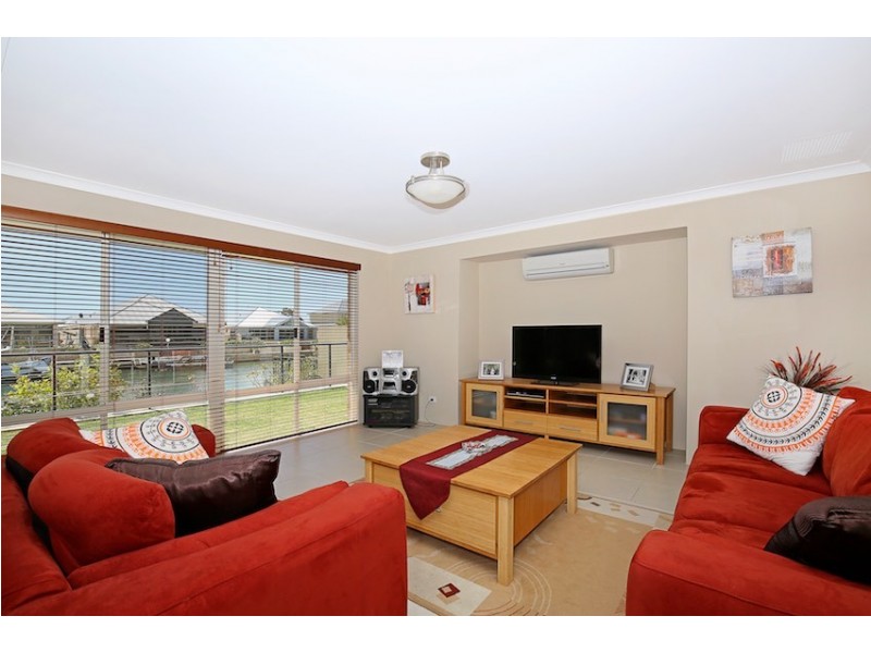 3 Katinka Retreat, Dudley Park WA 6210