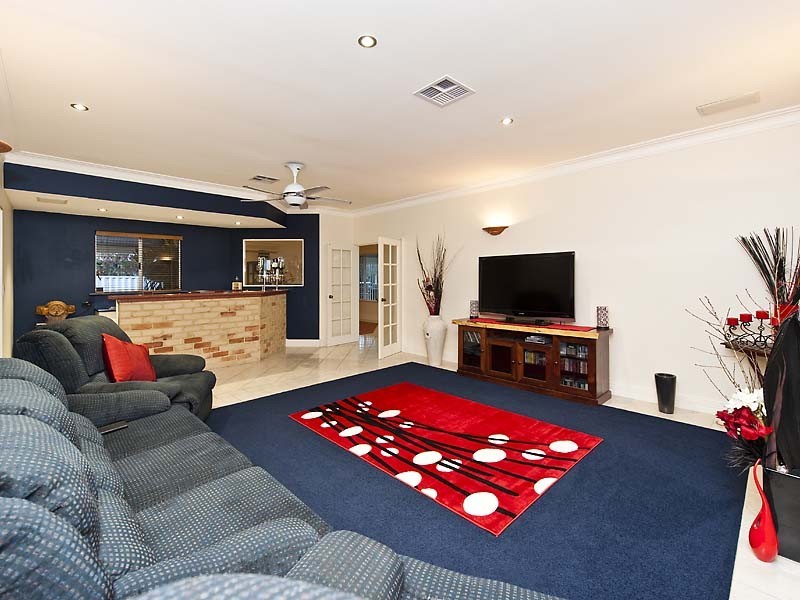 9 Norton Avenue, Mandurah WA 6210