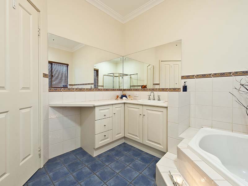 9 Norton Avenue, Mandurah WA 6210