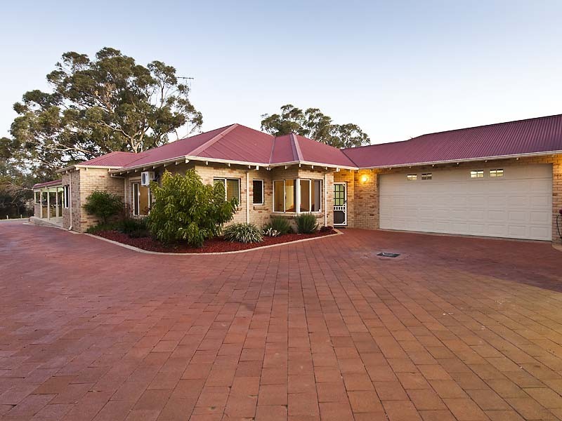 9 Norton Avenue, Mandurah WA 6210