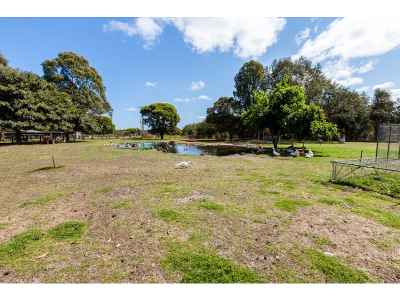 899 Elliott Road, Keysbrook WA 6126