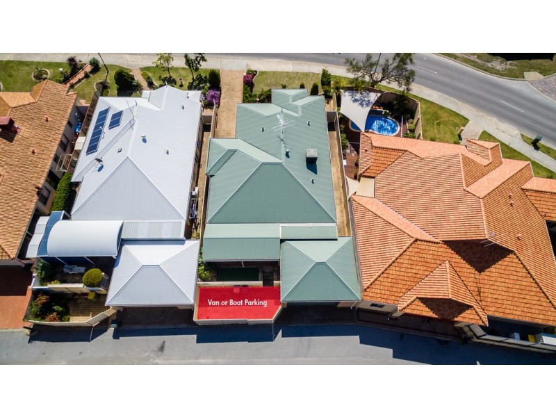 38 Mariners Cove Drive, Dudley Park WA 6210