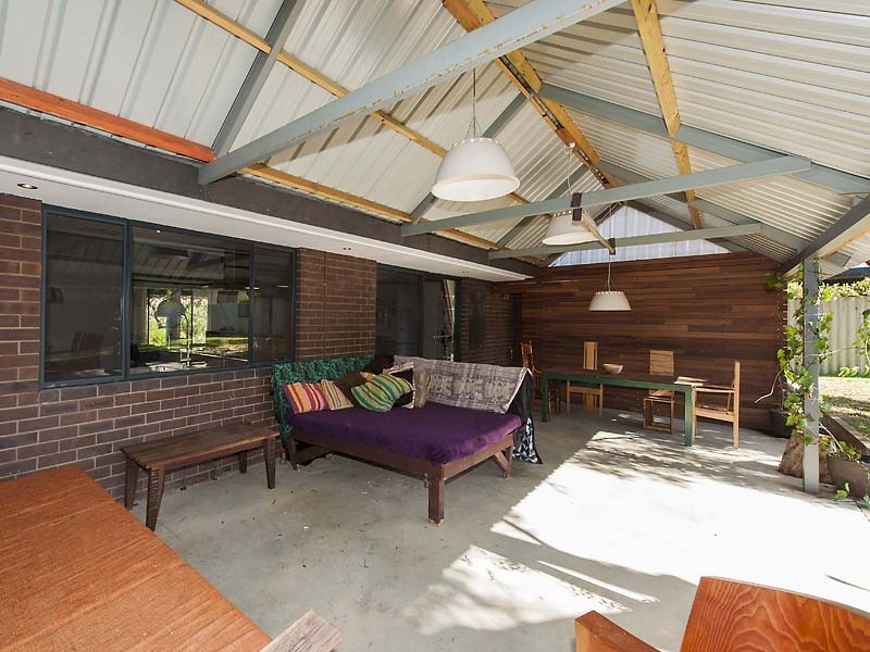 8 Ivanhoe Crescent, Falcon WA 6210