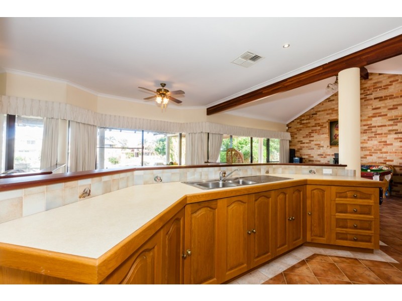 111 Leslie Street, Mandurah WA 6210